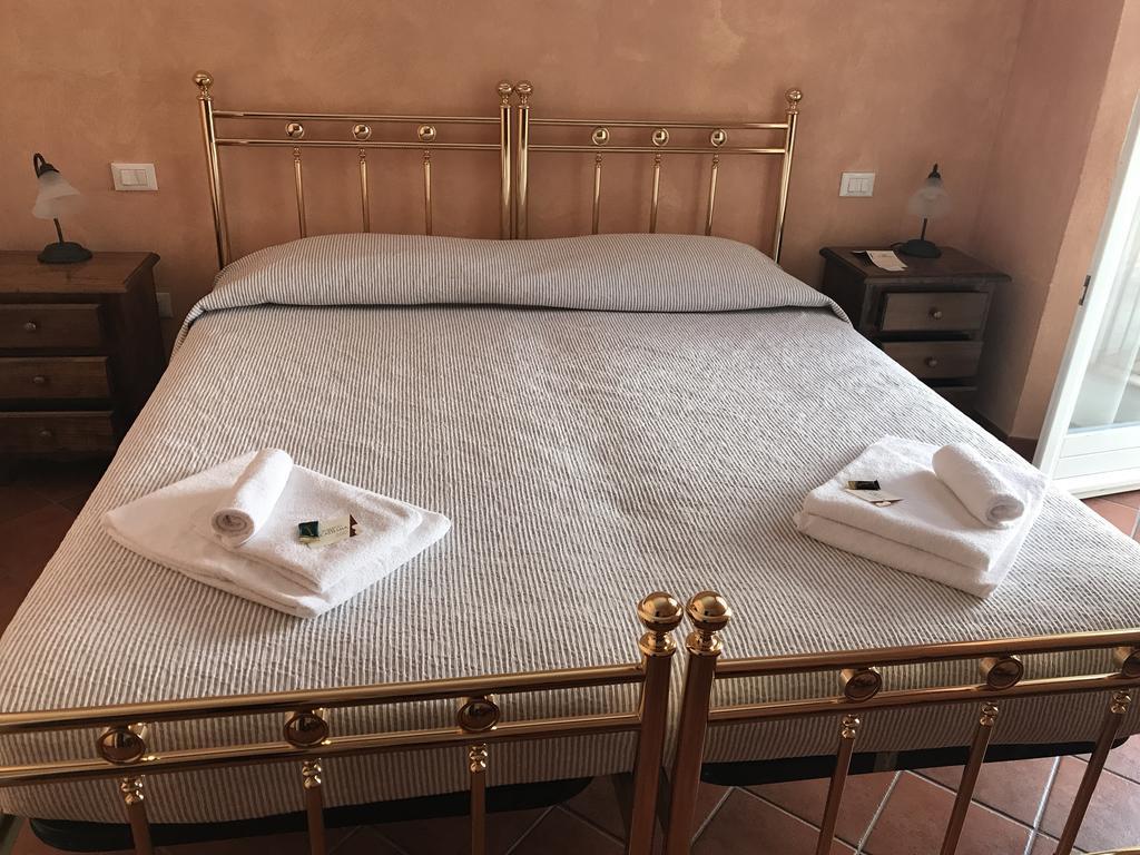 Albergo dell'Academia Mondovì Esterno foto